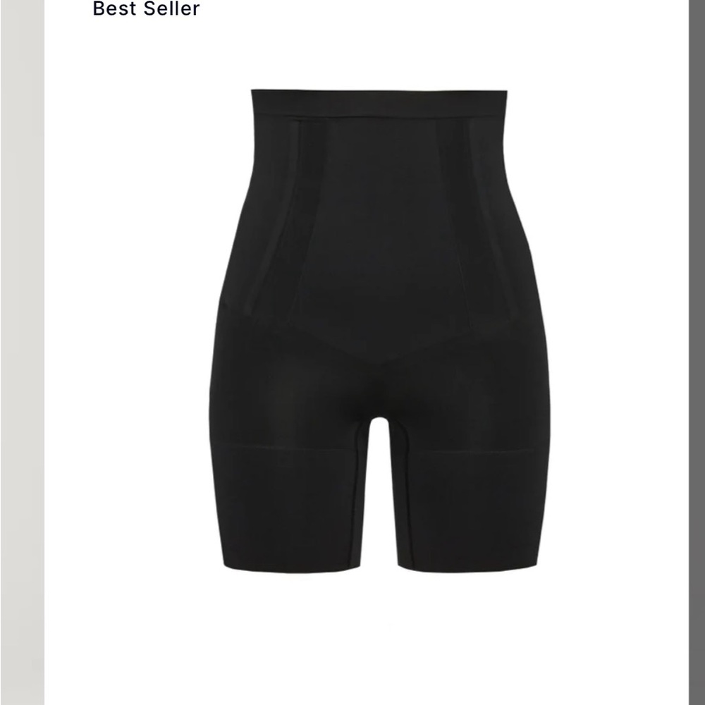 Spanx curve Firm control Oncore high waist mid tight shorts size M
